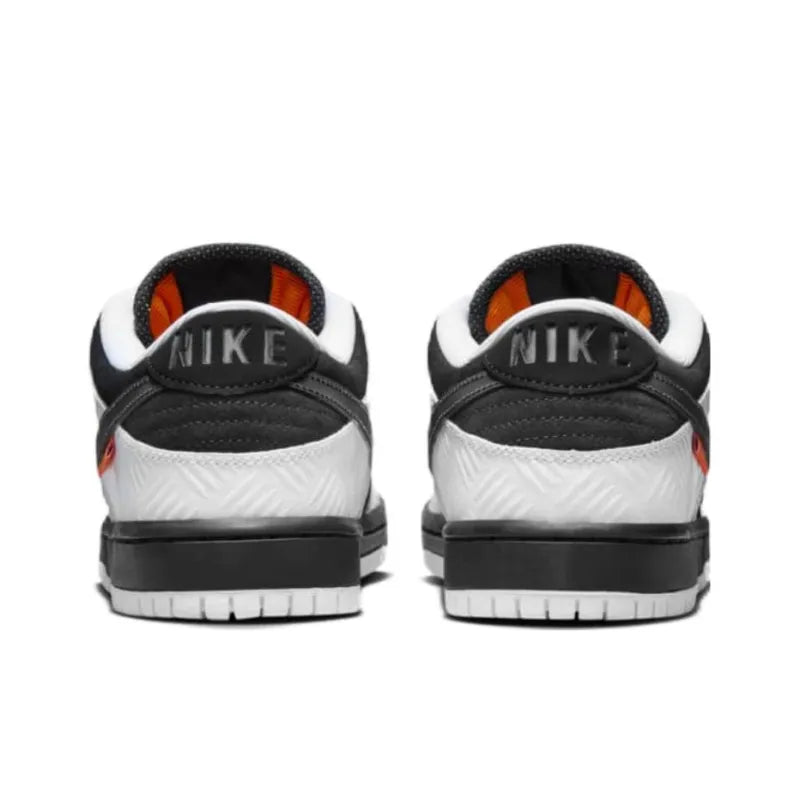 Nik_e x Tight Booth Sb Dunk Low Pro Black and White