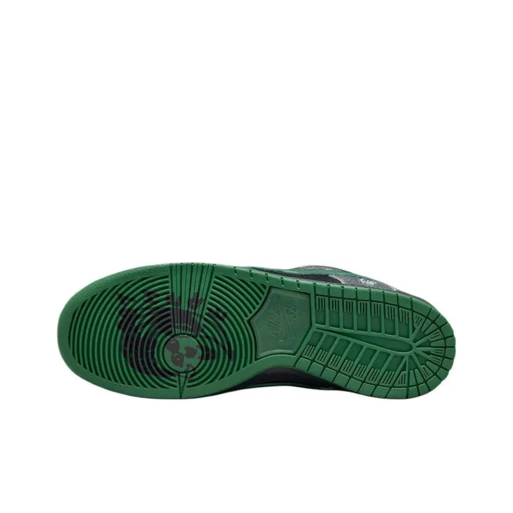 Ni_ke x Dare SB Dunk Low Pro Anthracite and Ribbed Green