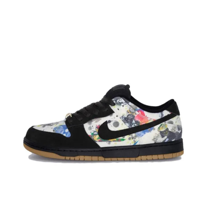 Ni_ke x Sup_reme SB Dunk Low QS Lamel J Black