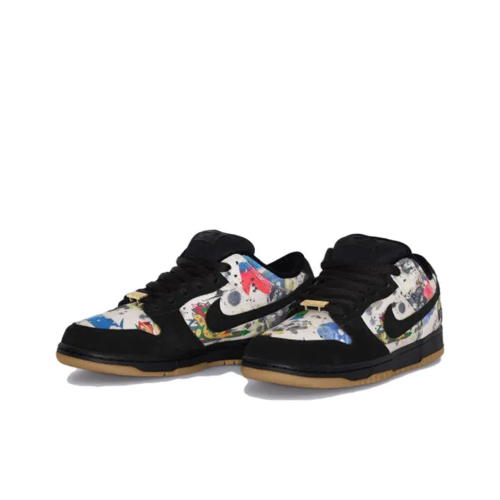 Ni_ke x Sup_reme SB Dunk Low QS Lamel J Black