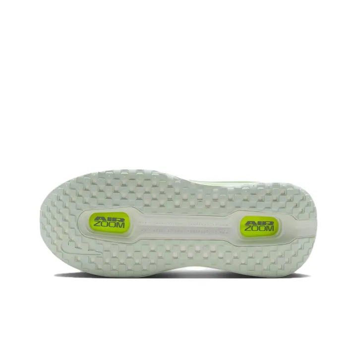 Ni_ke Vomero Premium Barely Green Clay Green