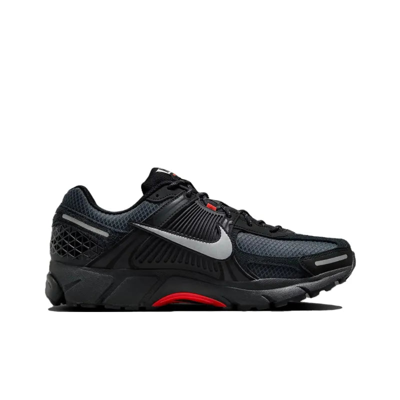 Ni_ke Zoom Vomero 5 Slip-Resistant and Abrasion-Resistant Low-Top Casual Running Shoes for Men and Women, Black and Red