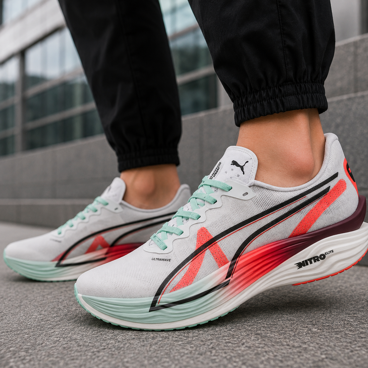 Pu_ma Diviate Nitro Elite 3 Hi-Rox Glowing Red White