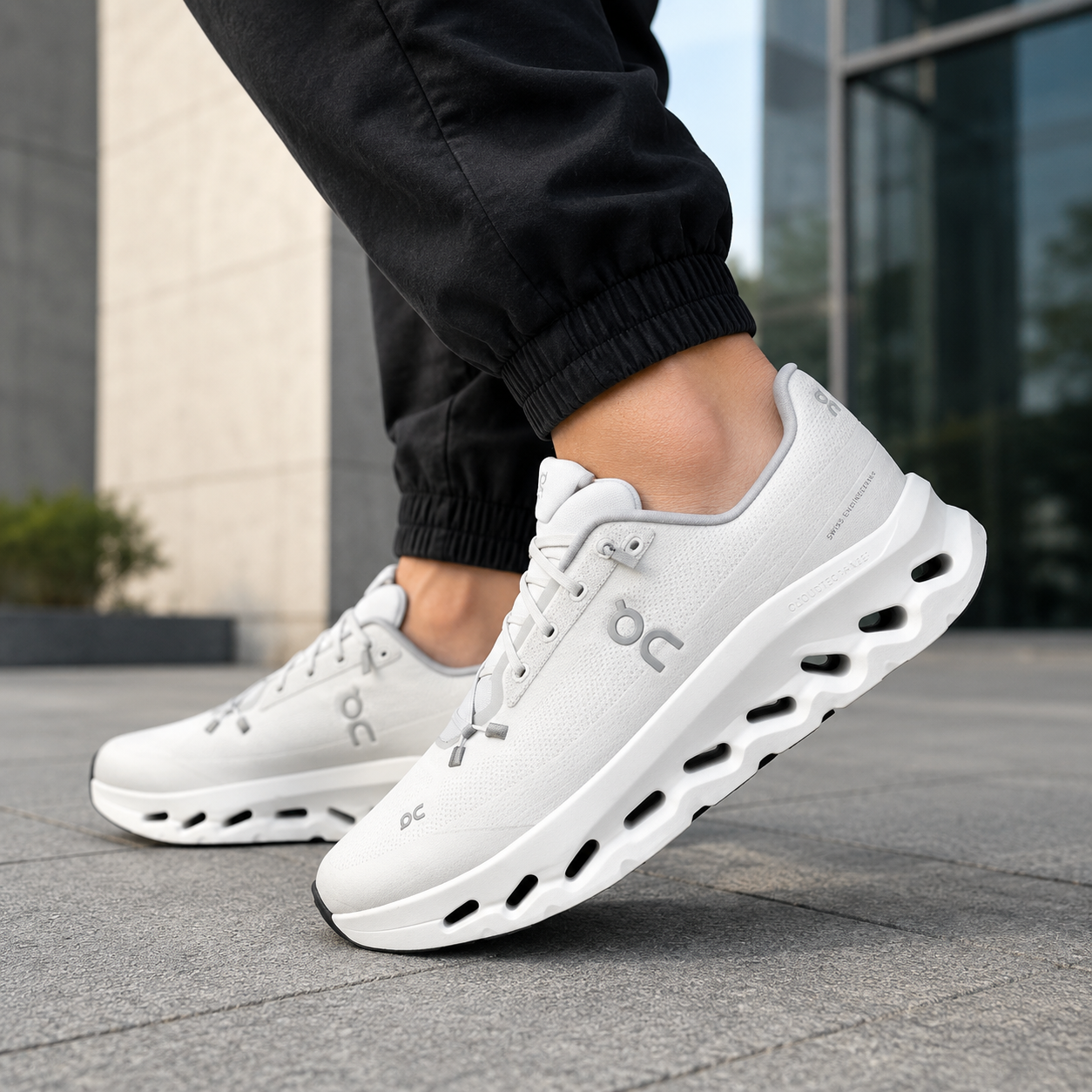 On Cl_oud Tilt  Grey White