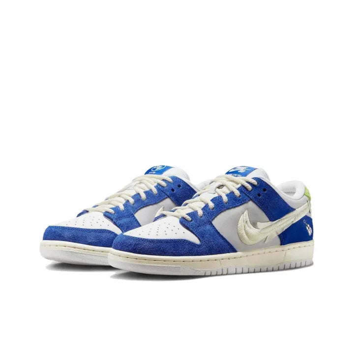 Ni_ke x Fly Streetwear SB Dunk Low Pro Gardenia