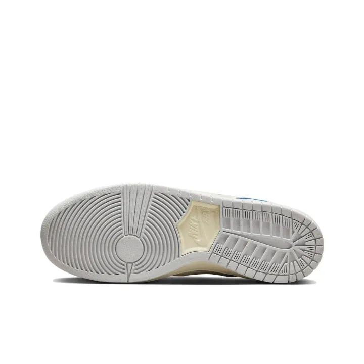 Ni_ke x Fly Streetwear SB Dunk Low Pro Gardenia