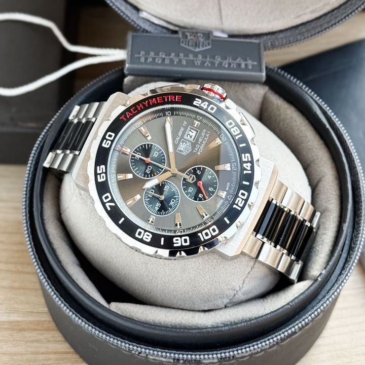 TAG He_uer Formula 1 Black Dial Stainless Steel Chronograph Watch