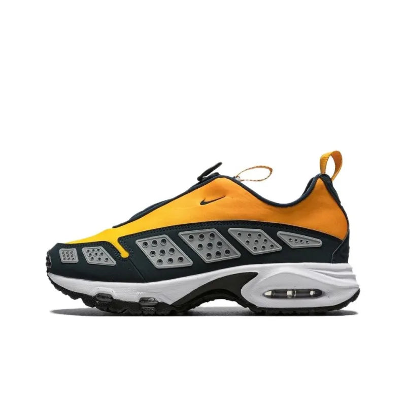 Nik_e Air Max Sndr Canyon Gold and Deep Ocean