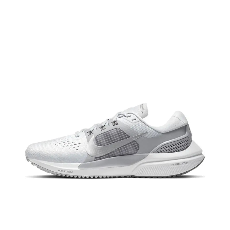 Nik_e Air Zoom Vomero 15