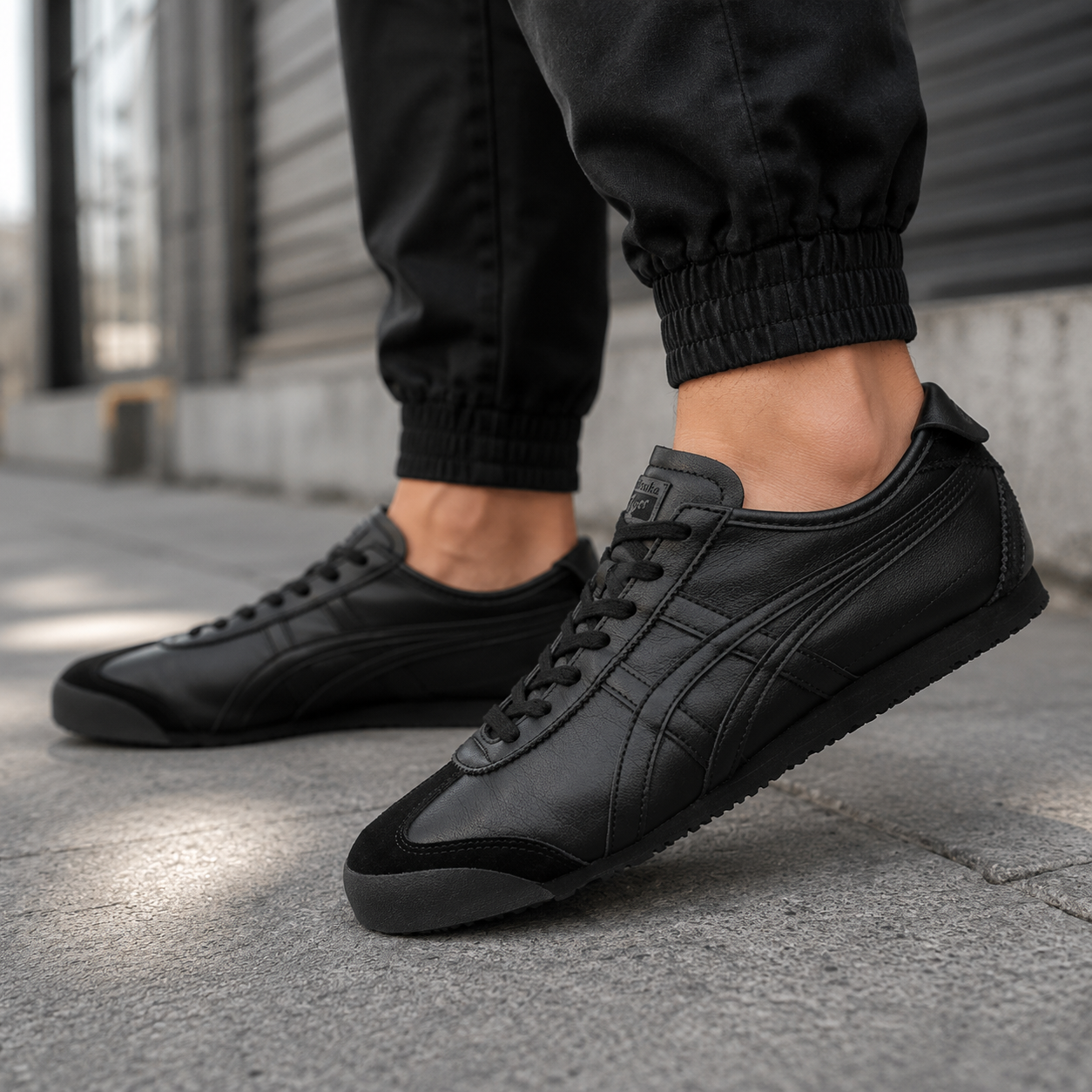 Onits_uka Tiger Mexico 66 Black