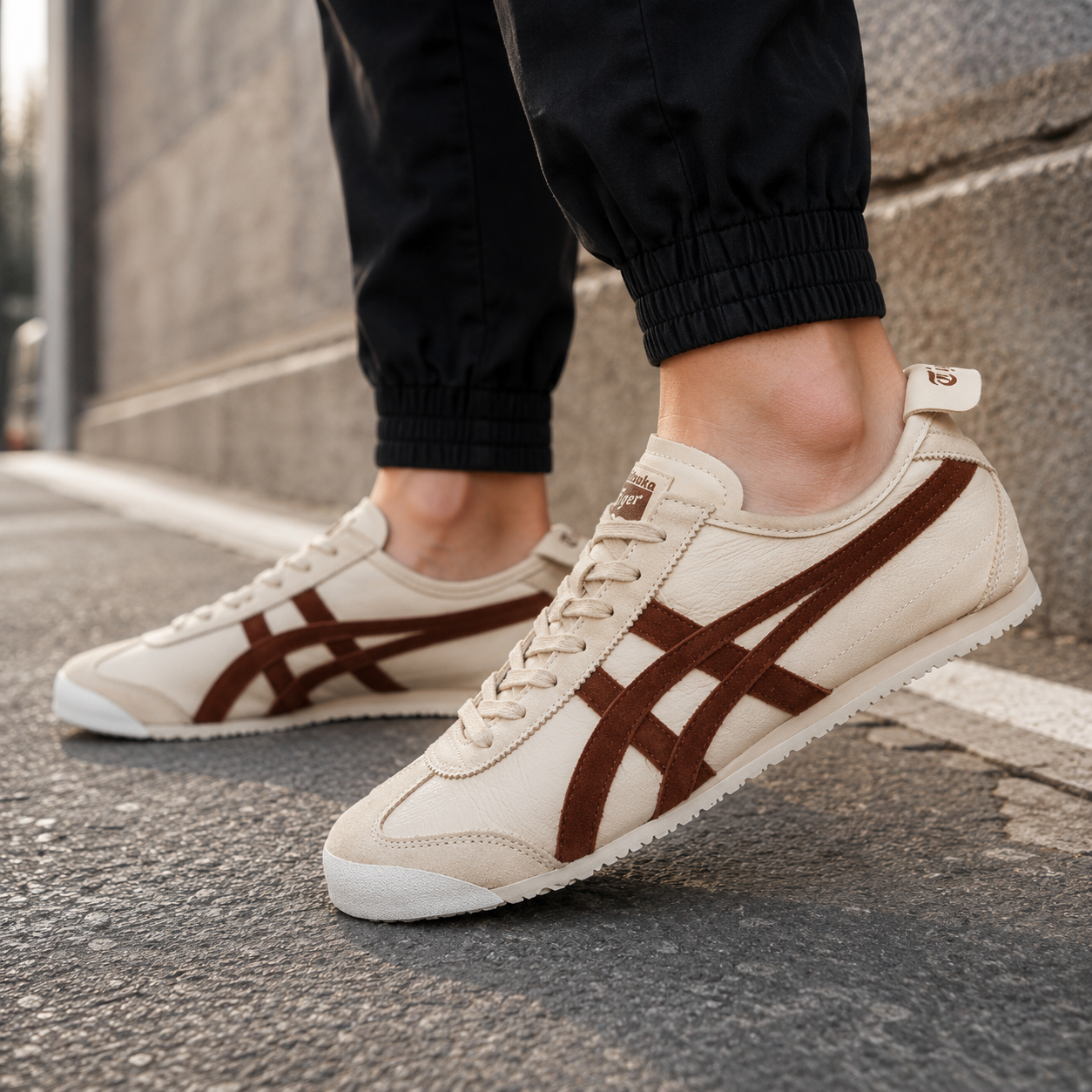 Onits_uka Tiger Mexico 66 Vintage Beige Brown