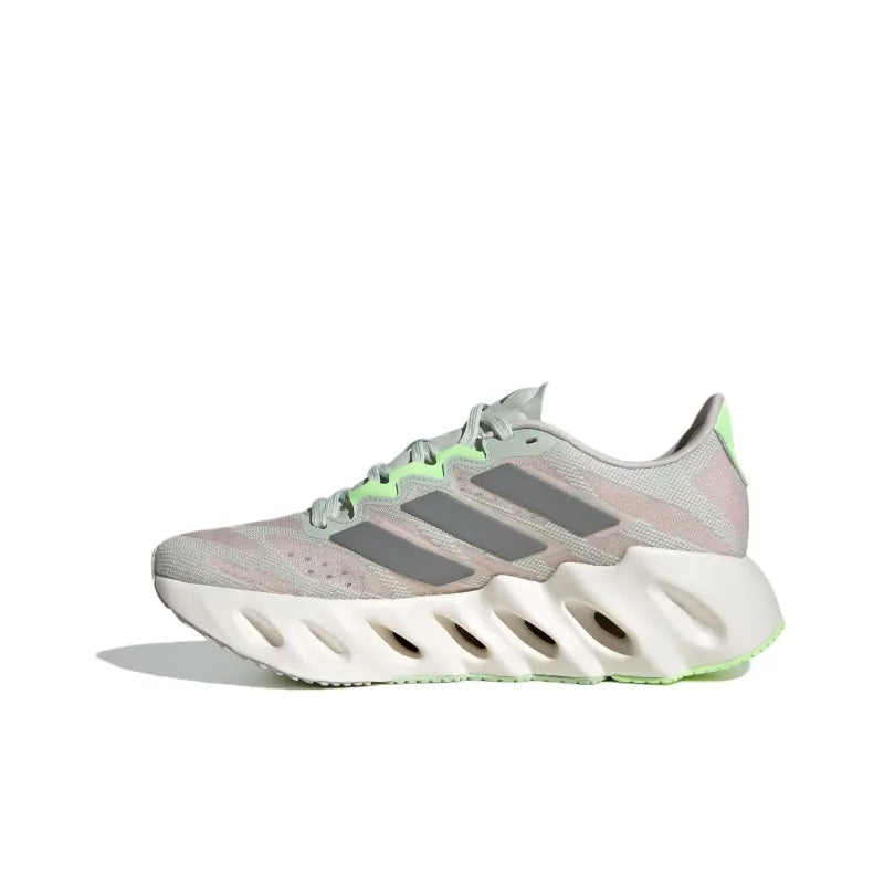 Adi_das Switch FWD cushioned, abrasion-resistant low-top casual running shoes for men in green and gray.