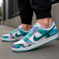 ni_kee SB Dunk Low Futura Sneakers