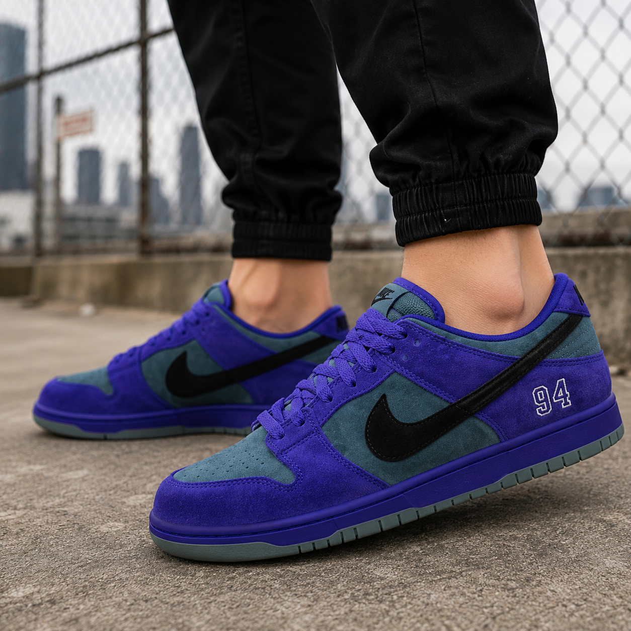 NI_KE SB Dunk Low 94 Court Purple Sneakers
