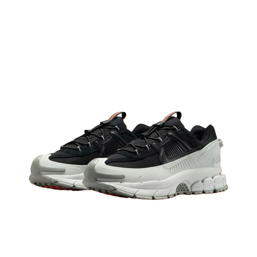 Ni_ke Zoom Vomero 5 Rome Black Light Silver