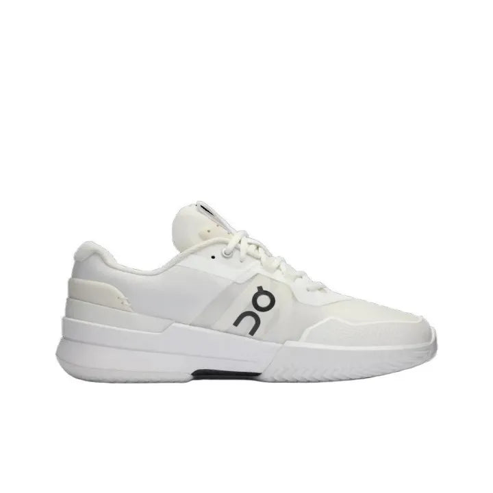 On THE RO_GER Pro 2 White / Malibu