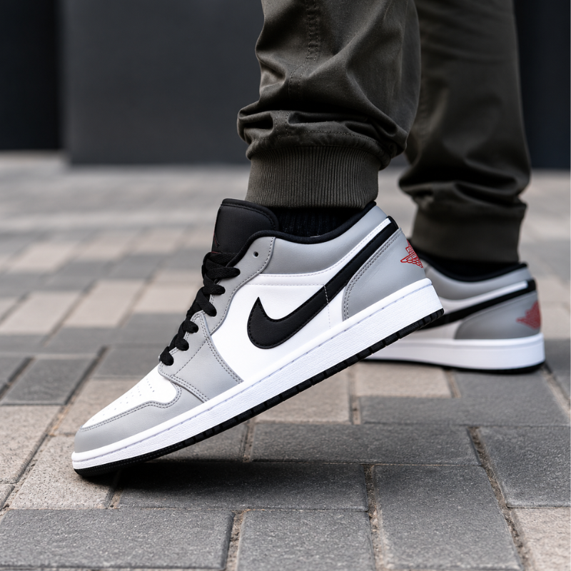 Jor_dan Air Jordan 1 Light Smoke Grey Low-Top Vintage Basketball Shoes Unisex Smoke Grey