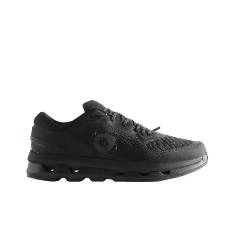 O_n Running x Kiss Cloudzone Black