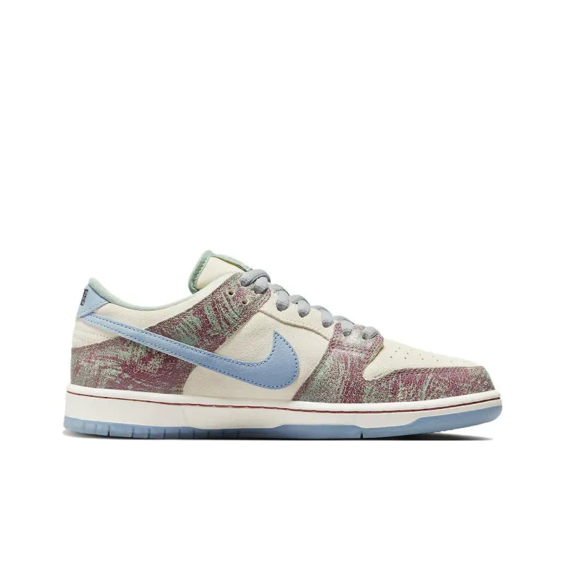 Nik_e x Crenshaw Skate Club Sb Dunk Low Sail Light Blue Cedar