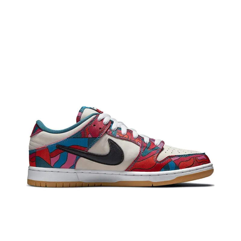 Nik_e x Para SB Dunk Low Pro Abstract Art