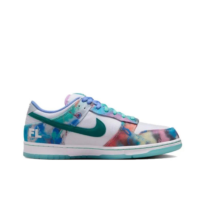 Nik_e x Futura Laboratory Sb Dunk Low Og Qs White and Geode Teal