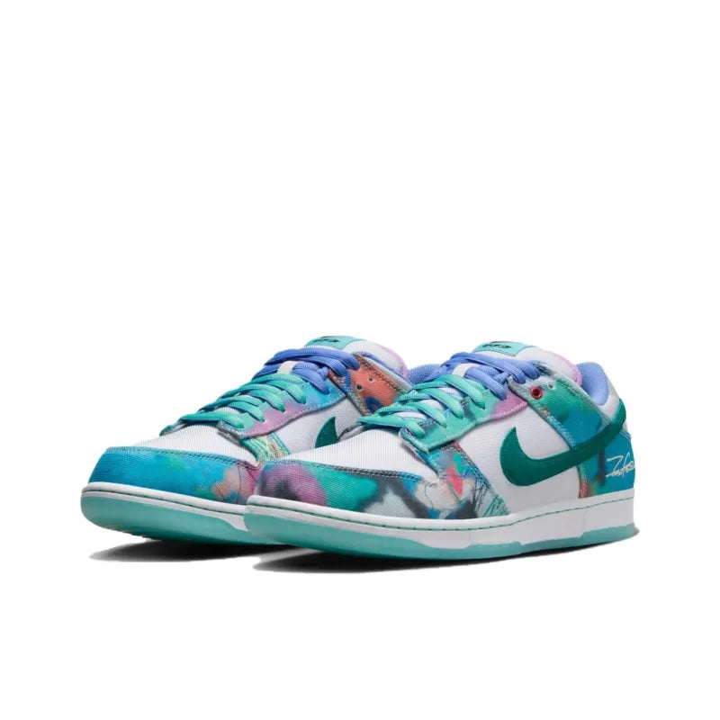 Nik_e x Futura Laboratory Sb Dunk Low Og Qs White and Geode Teal